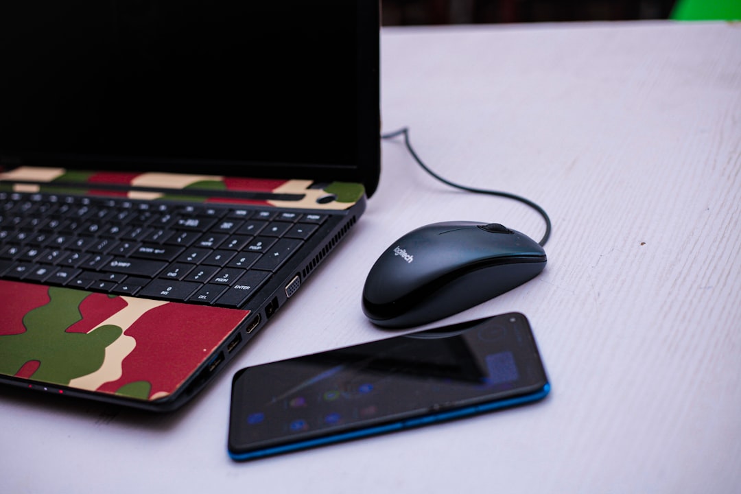 Tech Gadgets Revolutionizing Everyday Life